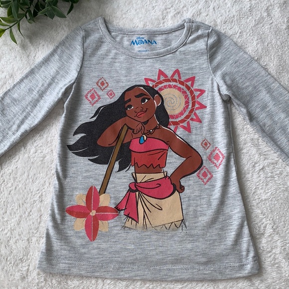 Disney Moana 4 Gray Long Sleeve T-shirt EUC - Picture 1 of 8